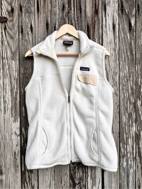 Patagonia Women’s Off-White Sherpa Fleece Vest large